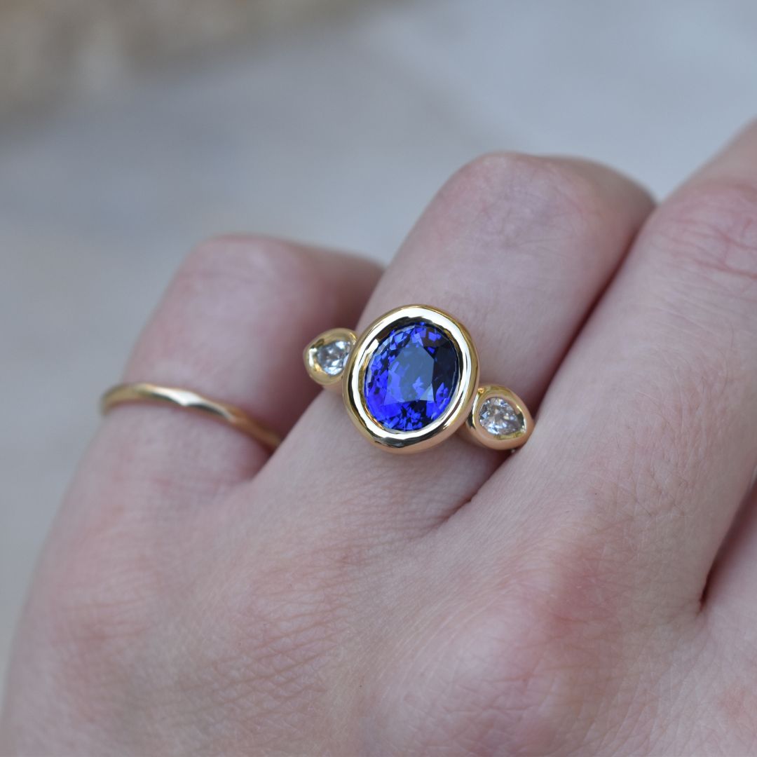 Pillow Sapphire ring