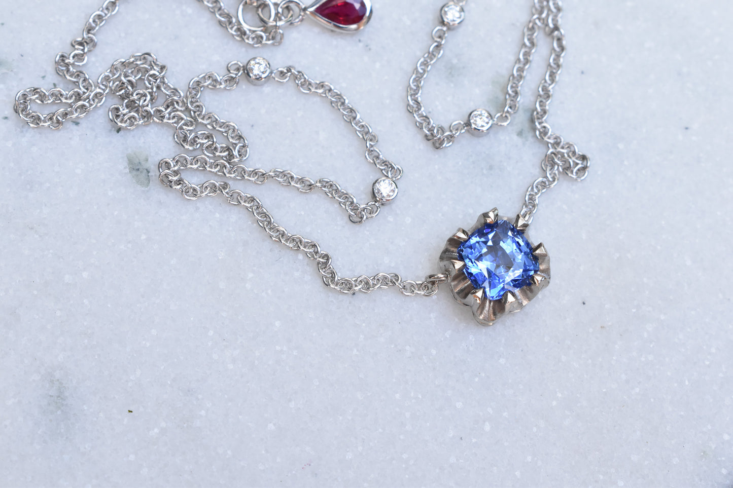 Ceylon Sapphire Scalloped necklace