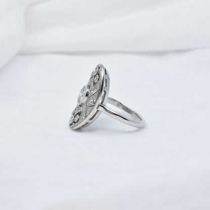 Oval Deco Platinum Ring